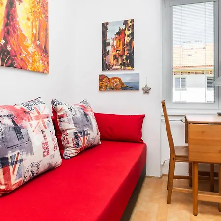 Good Spirit Apartment Letnany Prague Prague