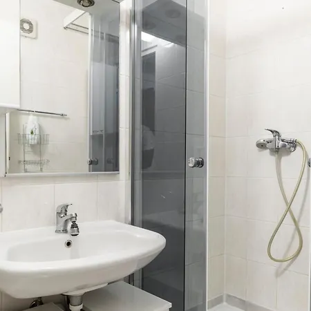 Good Spirit Apartment Letnany Prague Prague